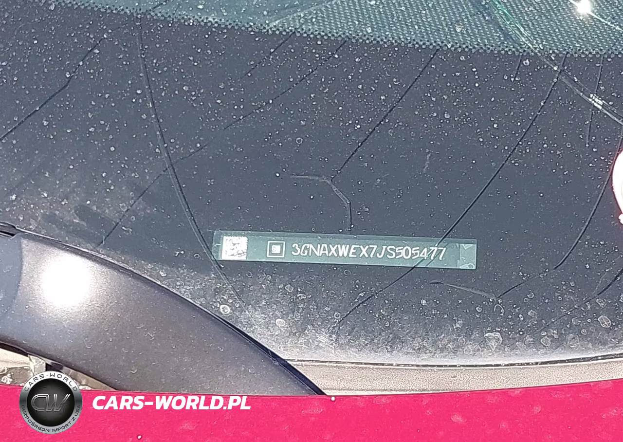 2018 Chevrolet Equinox Premier VIN:3GNAXWEX7JS505477 - 9