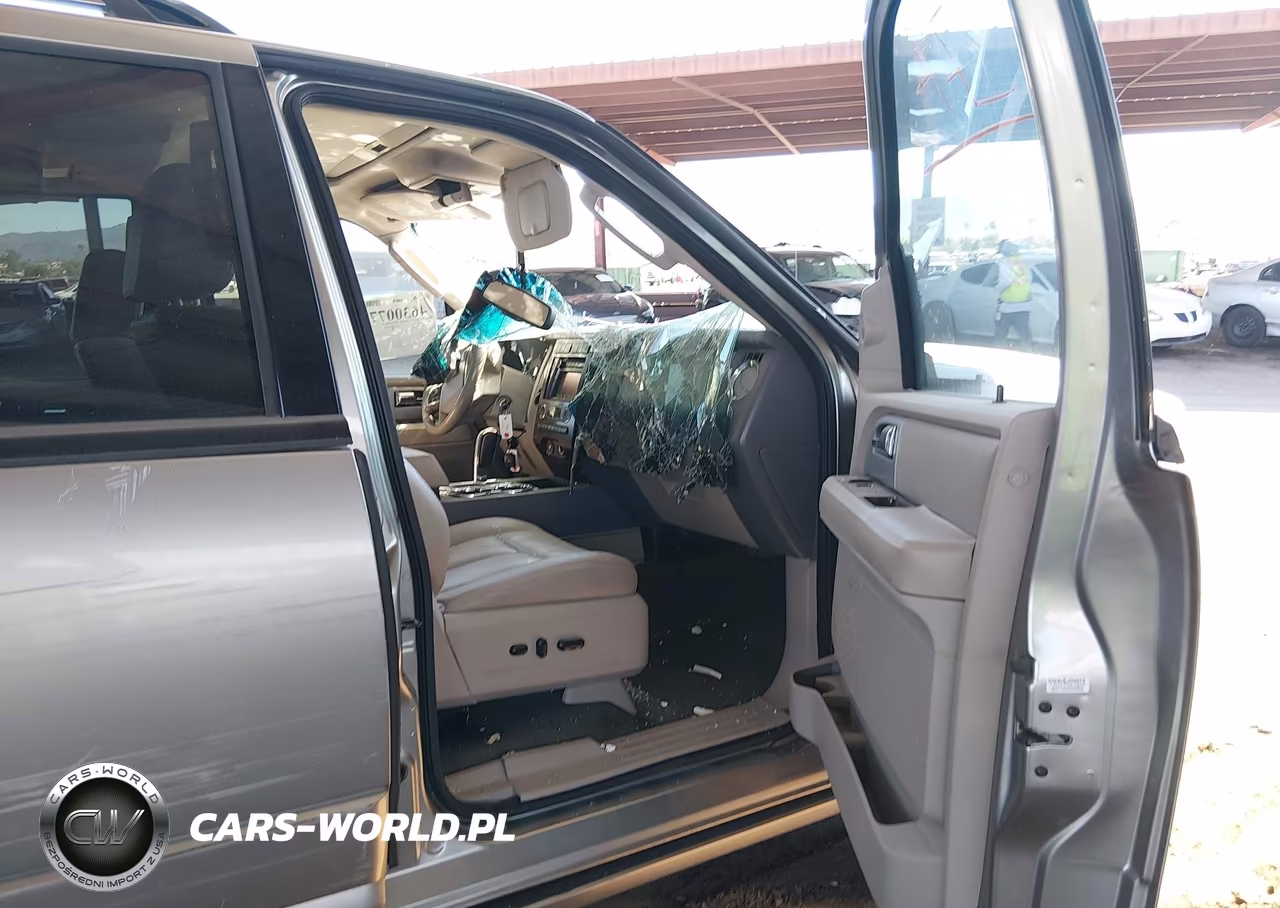2008 Ford Expedition Limited VIN:1FMFU20518LA00987 - 5