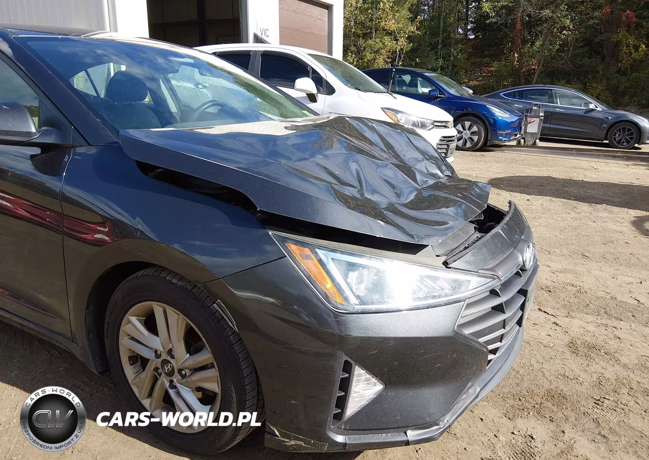 2020 Hyundai Elantra Sel VIN:5NPD84LF8LH548448 - 17
