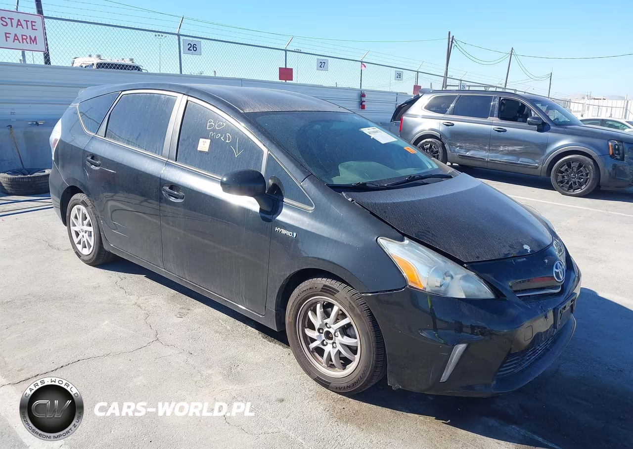 2013 Toyota Prius V Three