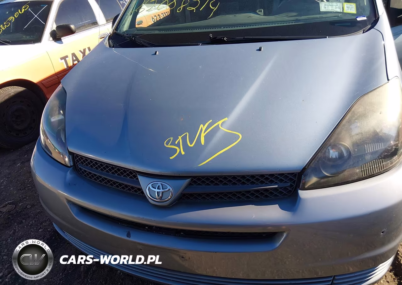 2004 Toyota Sienna Le VIN:5TDZA23C94S077104 - 10