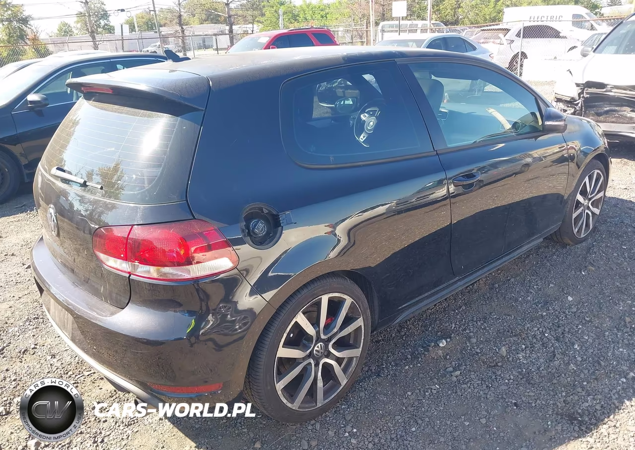 2012 Volkswagen Gti 2-Door Autobahn VIN:WVWFD7AJ6CW325171 - 4