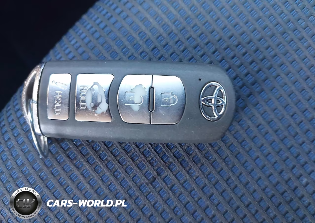 2017 Toyota Yaris Ia VIN:3MYDLBYV6HY155997 - 11