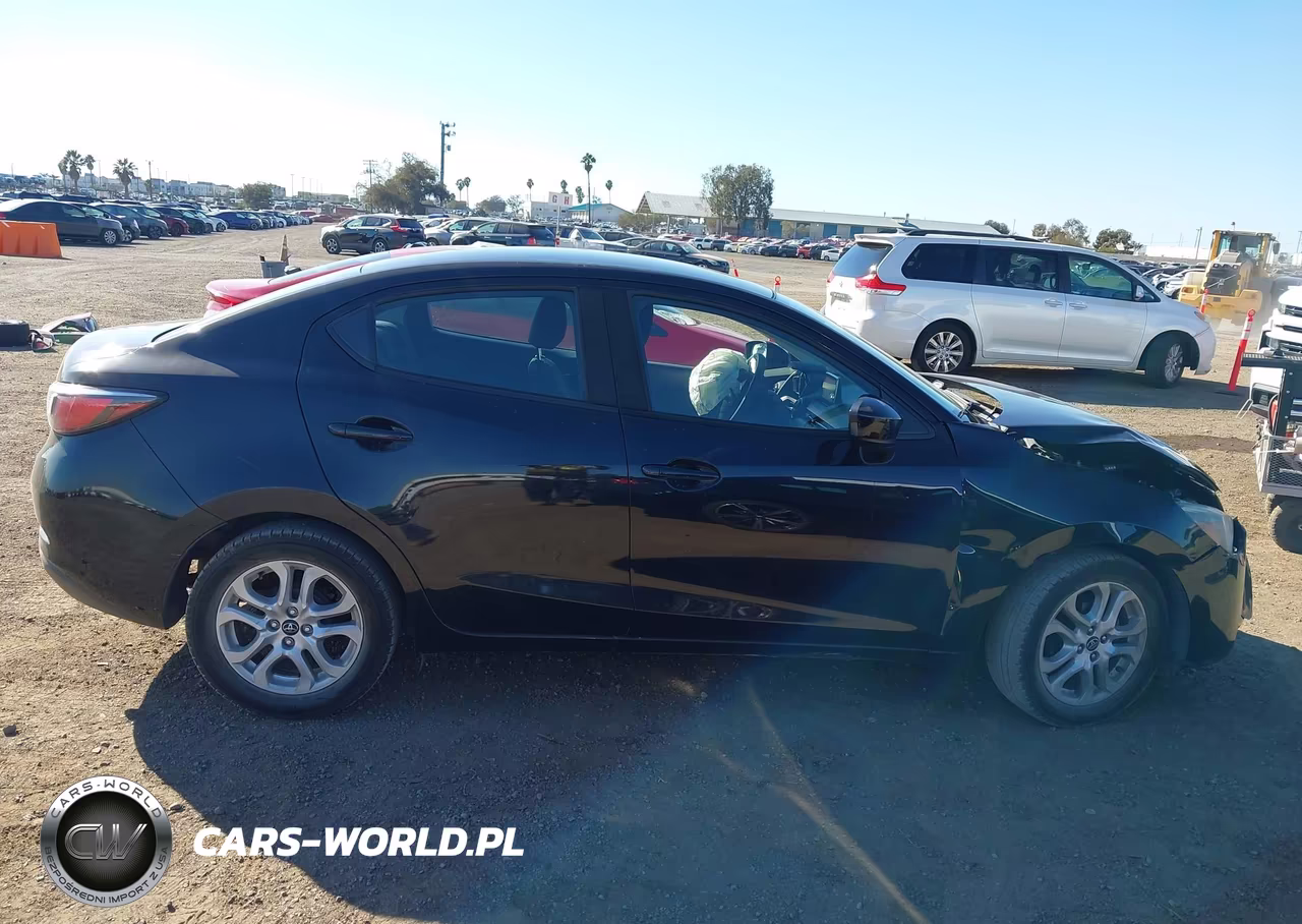 2017 Toyota Yaris Ia VIN:3MYDLBYV6HY155997 - 13