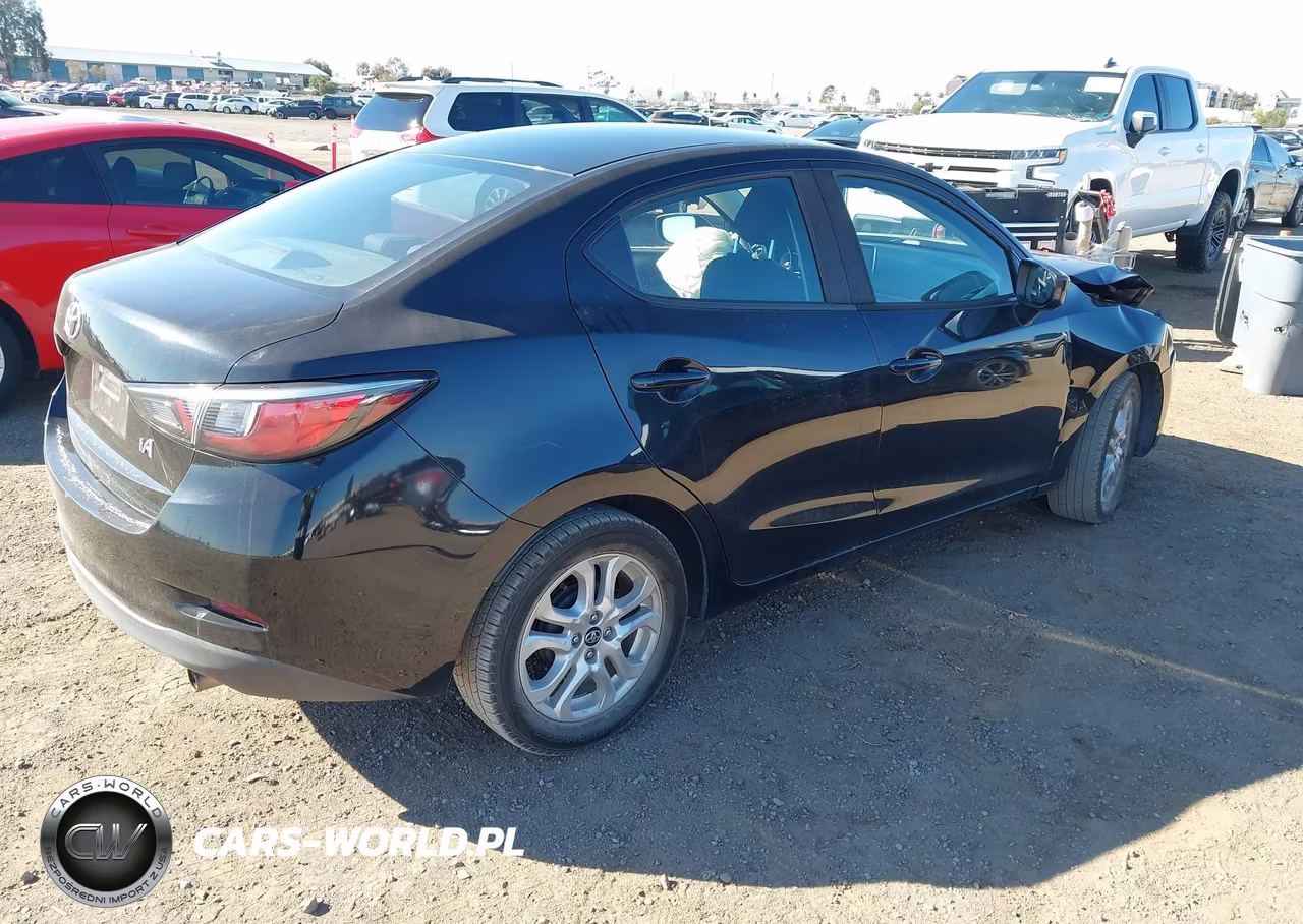 2017 Toyota Yaris Ia VIN:3MYDLBYV6HY155997 - 4