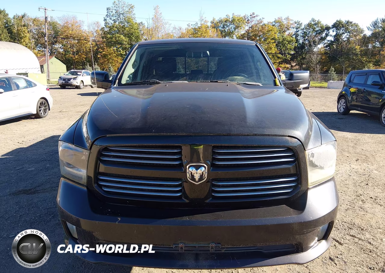 2015 Ram 1500 Sport VIN:1C6RR7MT9FS625897 - 12