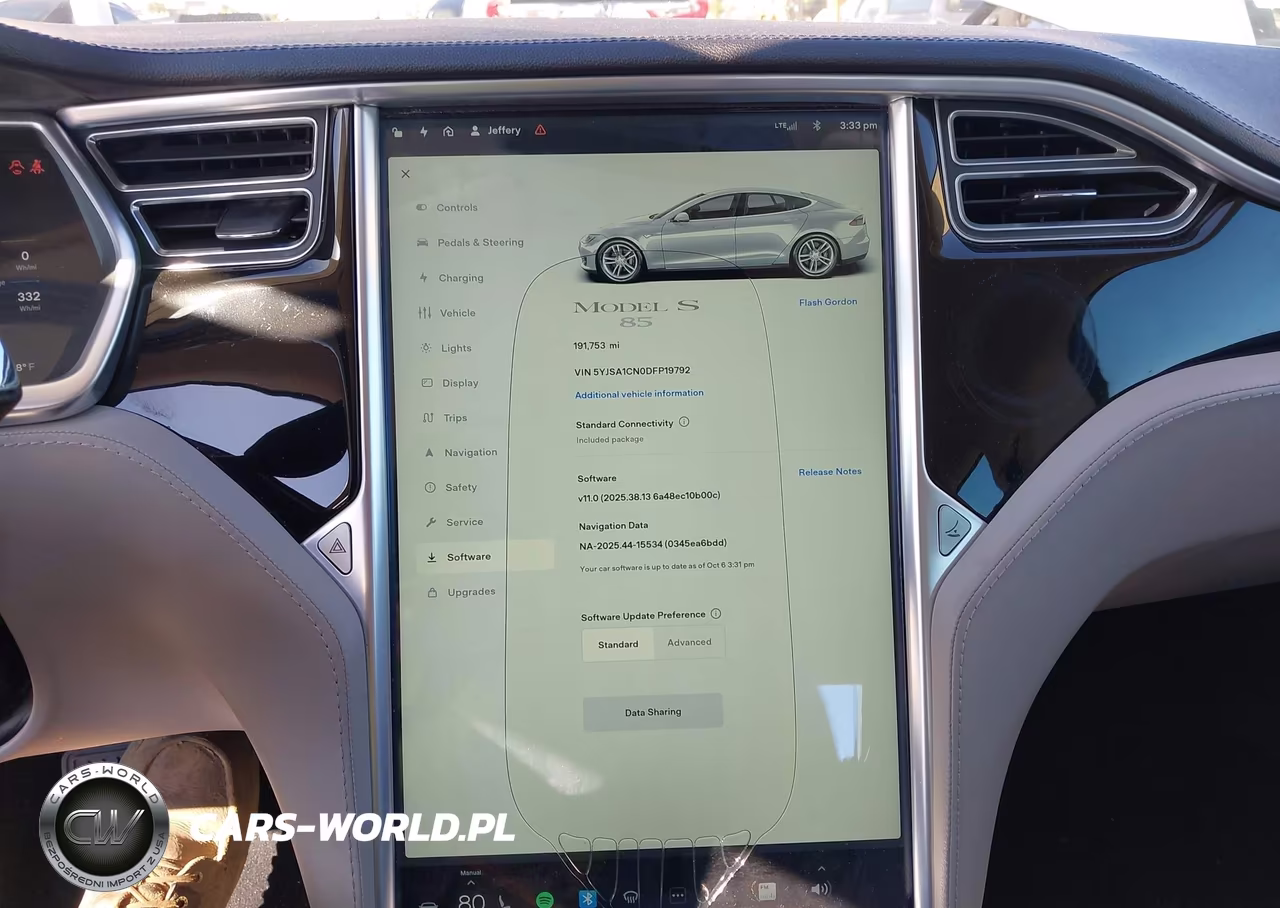 2013 Tesla Model S VIN:5YJSA1CN0DFP19792 - 17