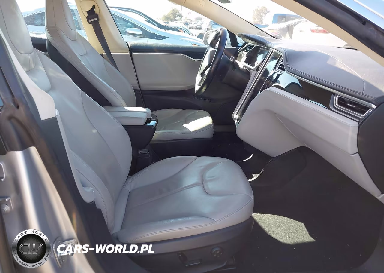 2013 Tesla Model S VIN:5YJSA1CN0DFP19792 - 5