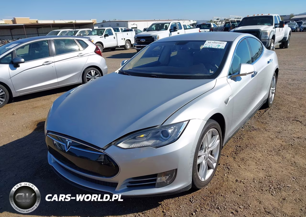 2013 Tesla Model S VIN:5YJSA1CN0DFP19792 - 6