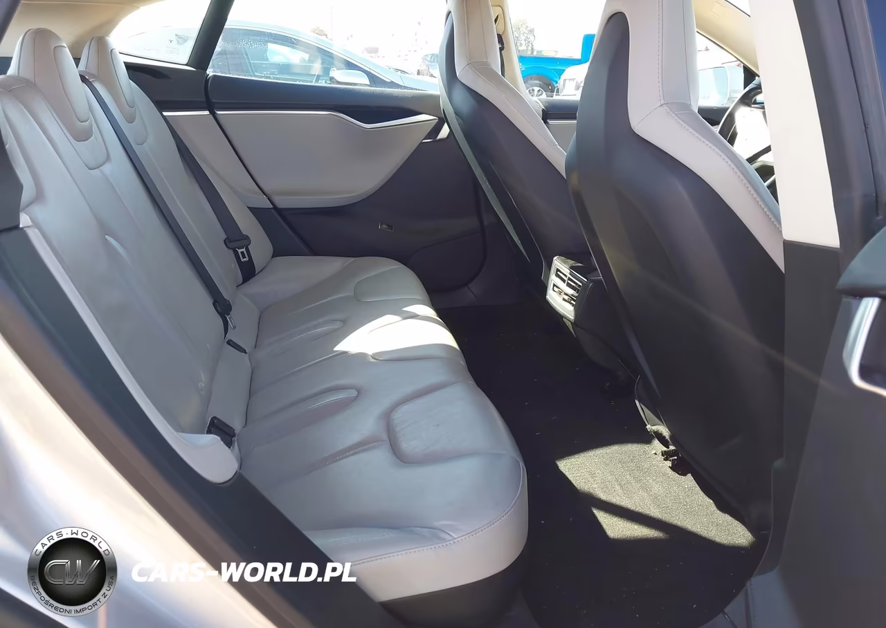 2013 Tesla Model S VIN:5YJSA1CN0DFP19792 - 8