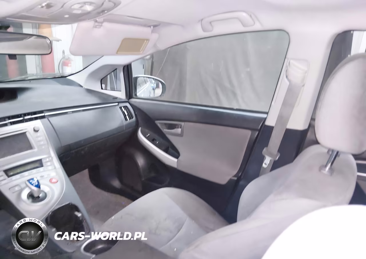 2012 Toyota Prius Two VIN:JTDKN3DU3C1544855 - 5