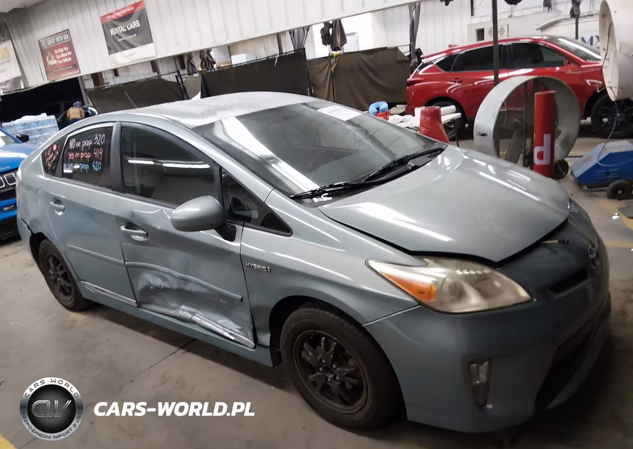 2012 Toyota Prius Two VIN:JTDKN3DU3C1544855 - 6