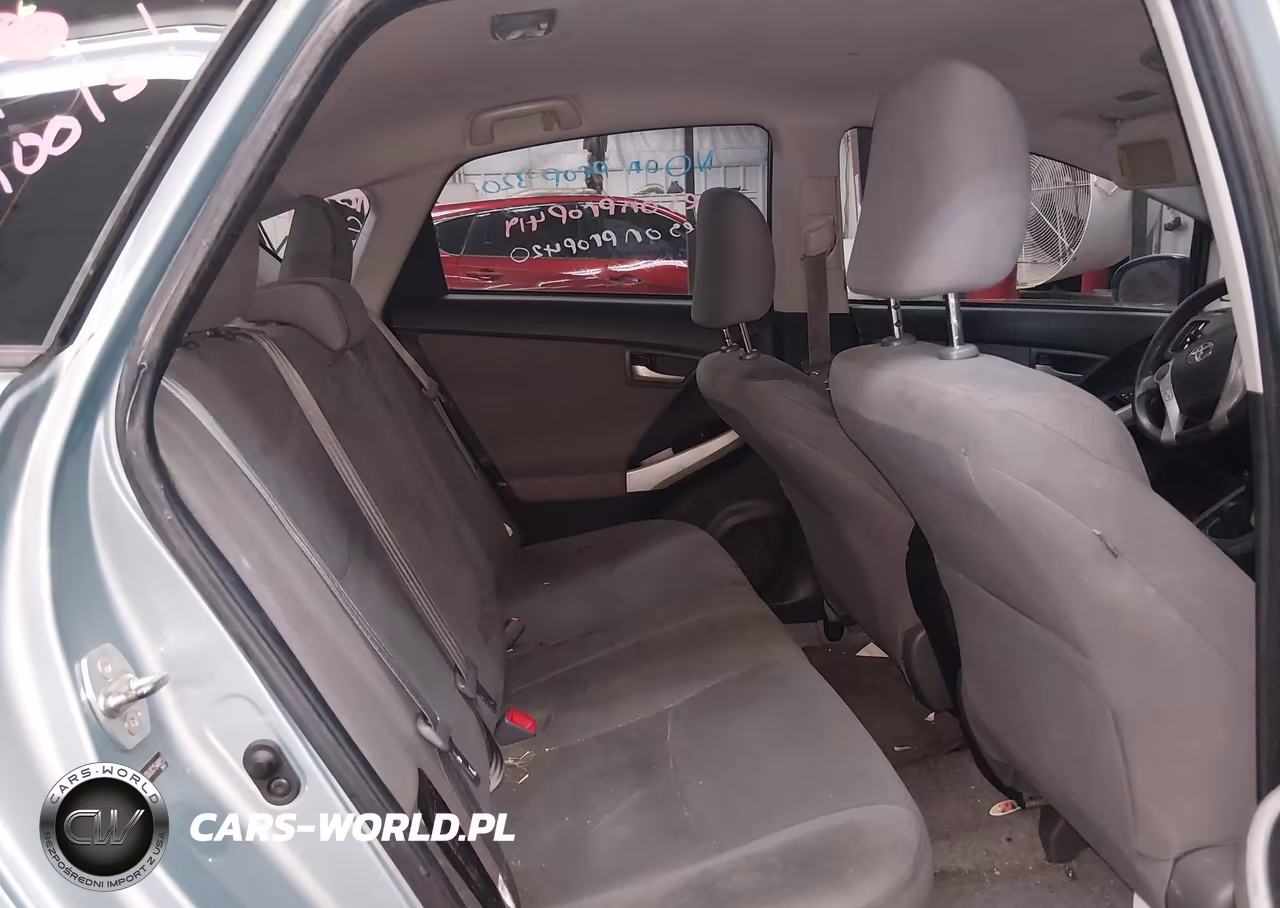 2012 Toyota Prius Two VIN:JTDKN3DU3C1544855 - 8