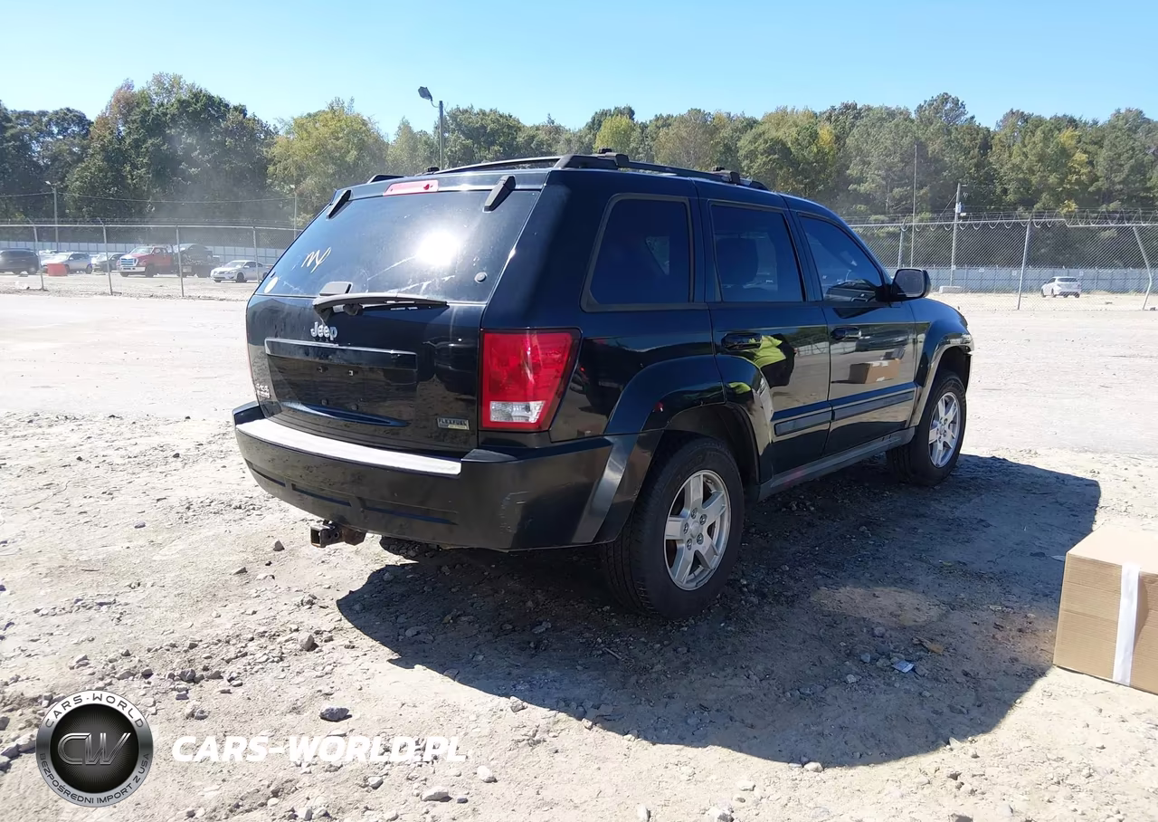 2007 Jeep Grand Cherokee Laredo VIN:1J8HR48P07C522162 - 4