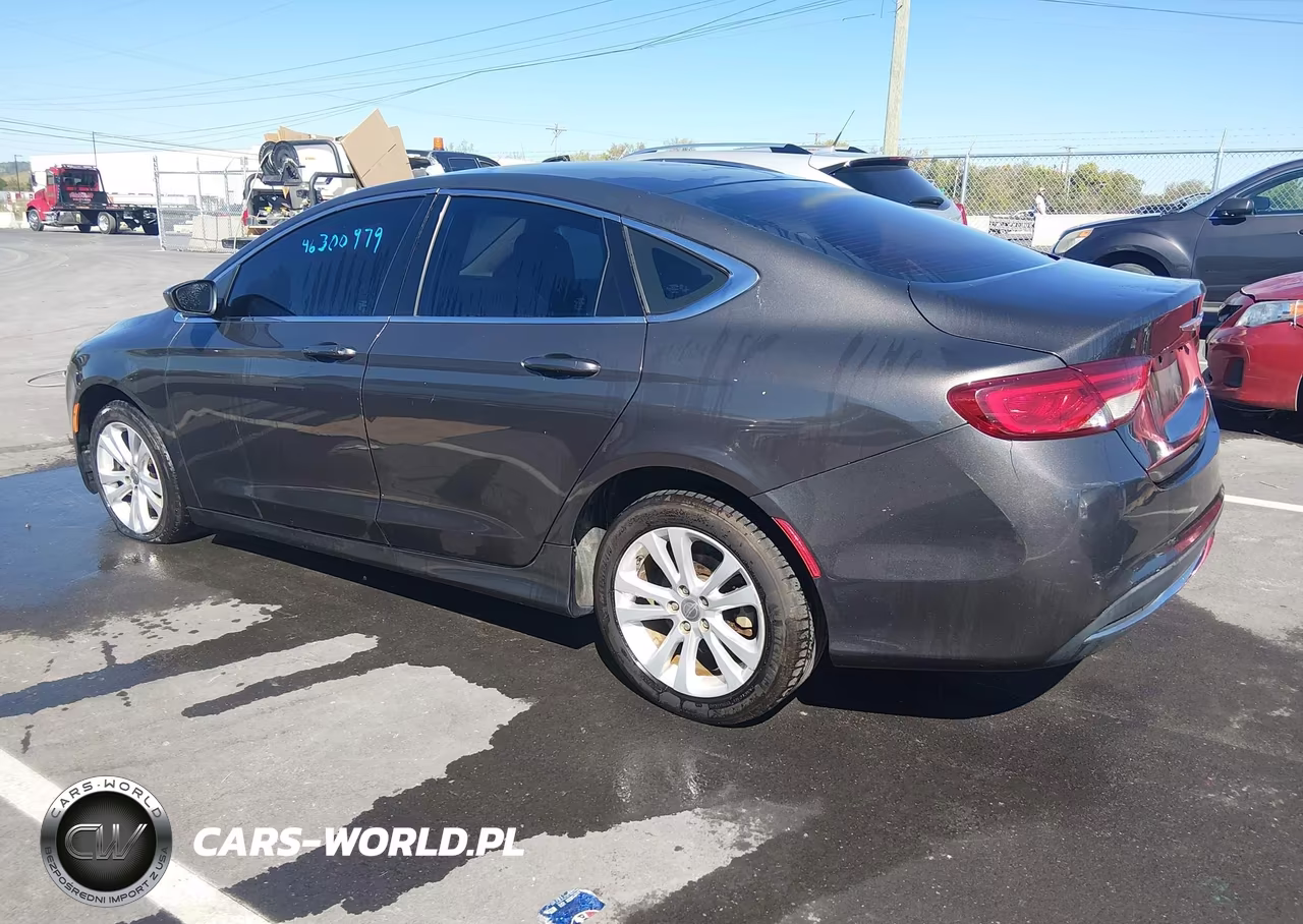 2016 Chrysler 200 Limited VIN:1C3CCCAB8GN132981 - 3