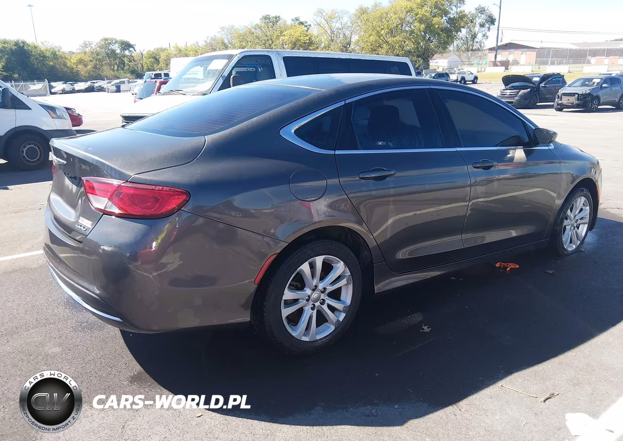 2016 Chrysler 200 Limited VIN:1C3CCCAB8GN132981 - 4
