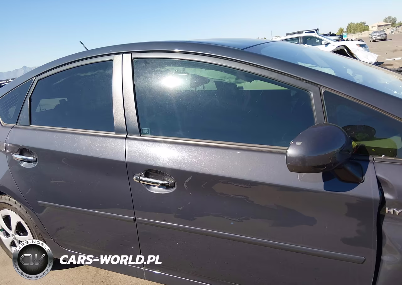 2015 Toyota Prius Three VIN:JTDKN3DU6F0414983 - 14