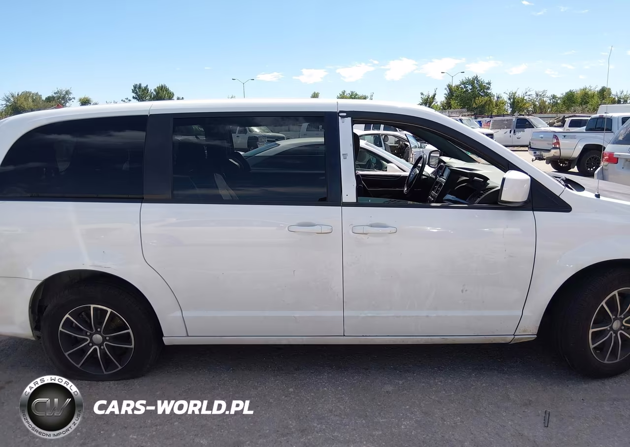 2018 Dodge Grand Caravan Se Plus VIN:2C4RDGBG6JR201150 - 13