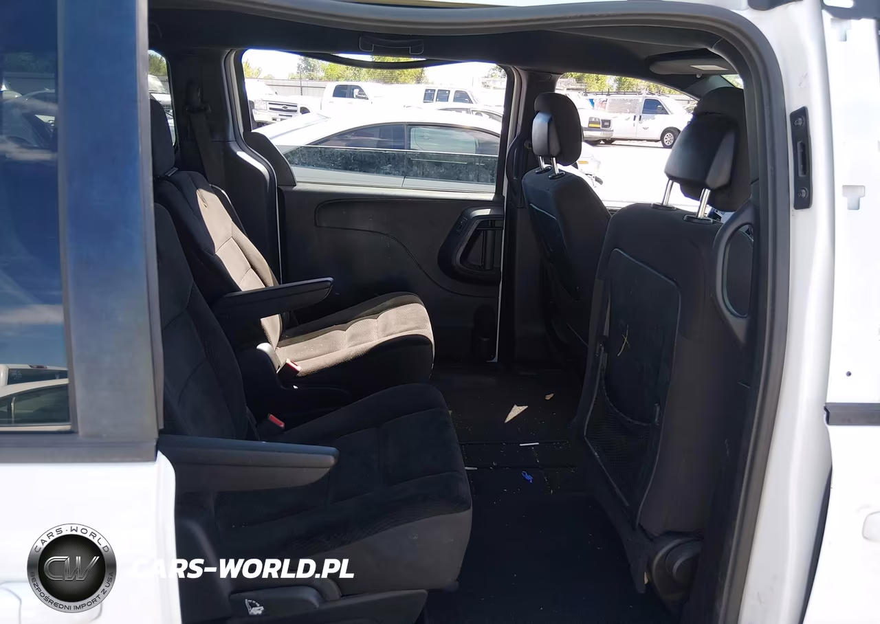 2018 Dodge Grand Caravan Se Plus VIN:2C4RDGBG6JR201150 - 8