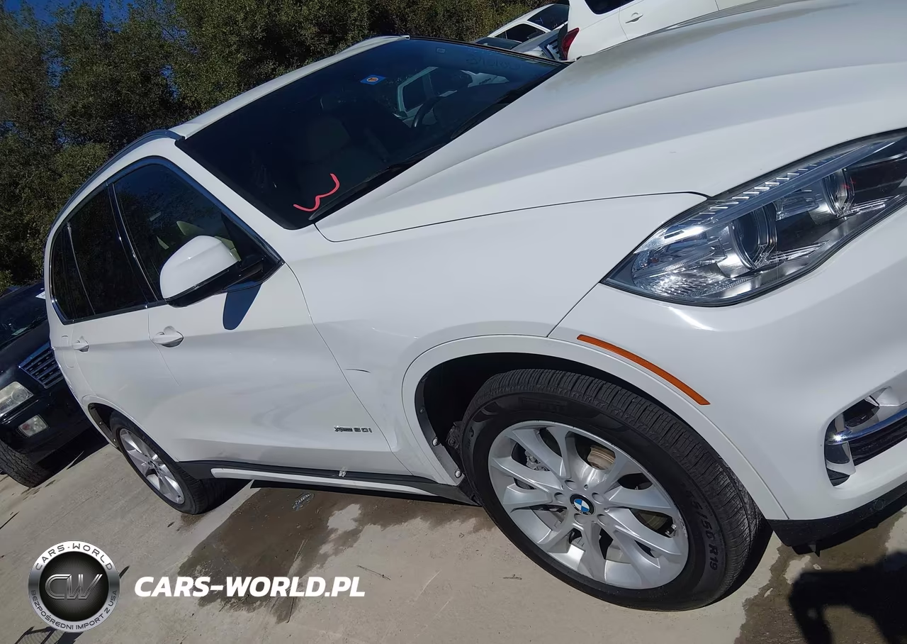 2017 BMW X5 xDrive50I VIN:5UXKR6C35H0J84935 - 13