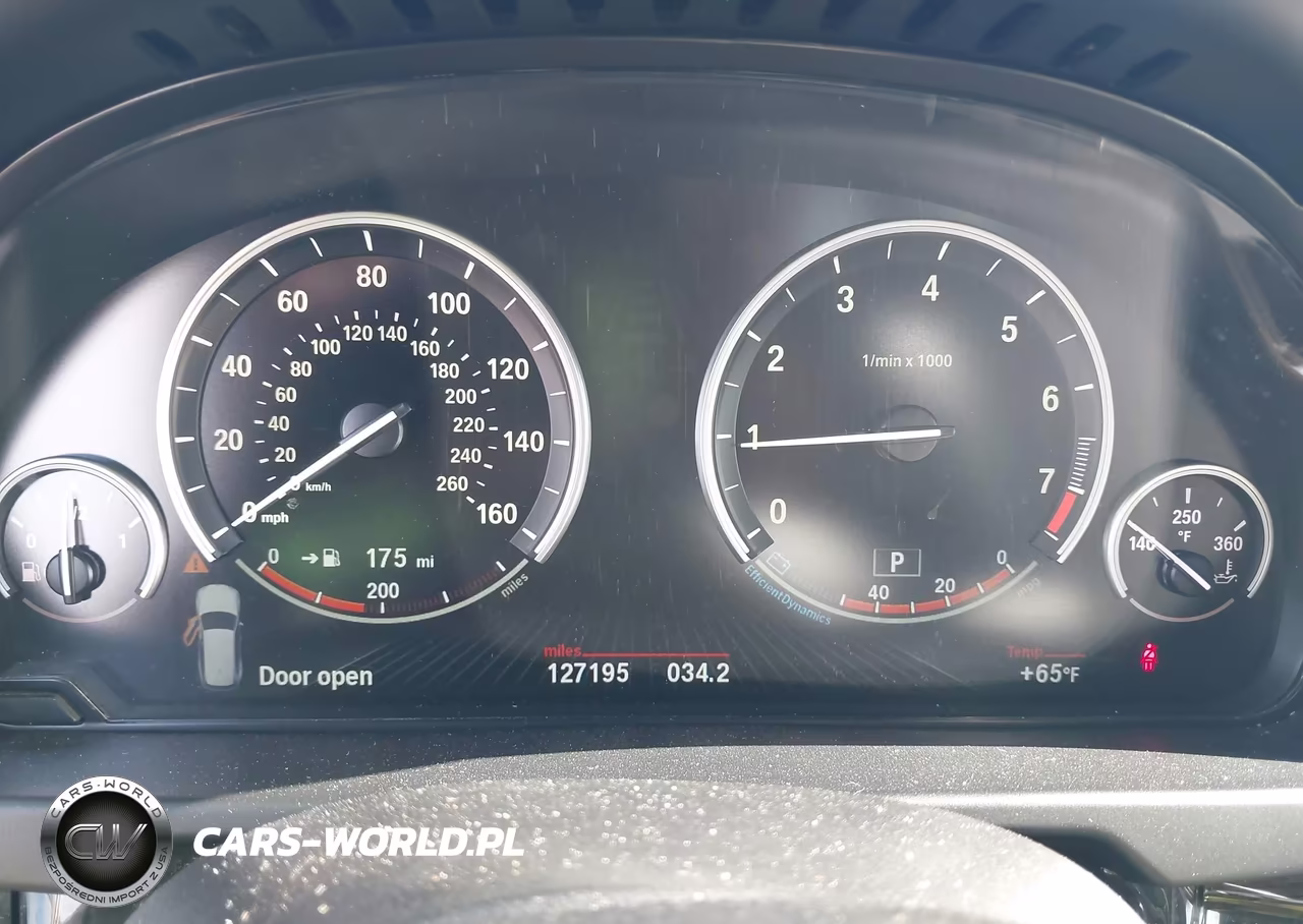 2017 BMW X5 xDrive50I VIN:5UXKR6C35H0J84935 - 7