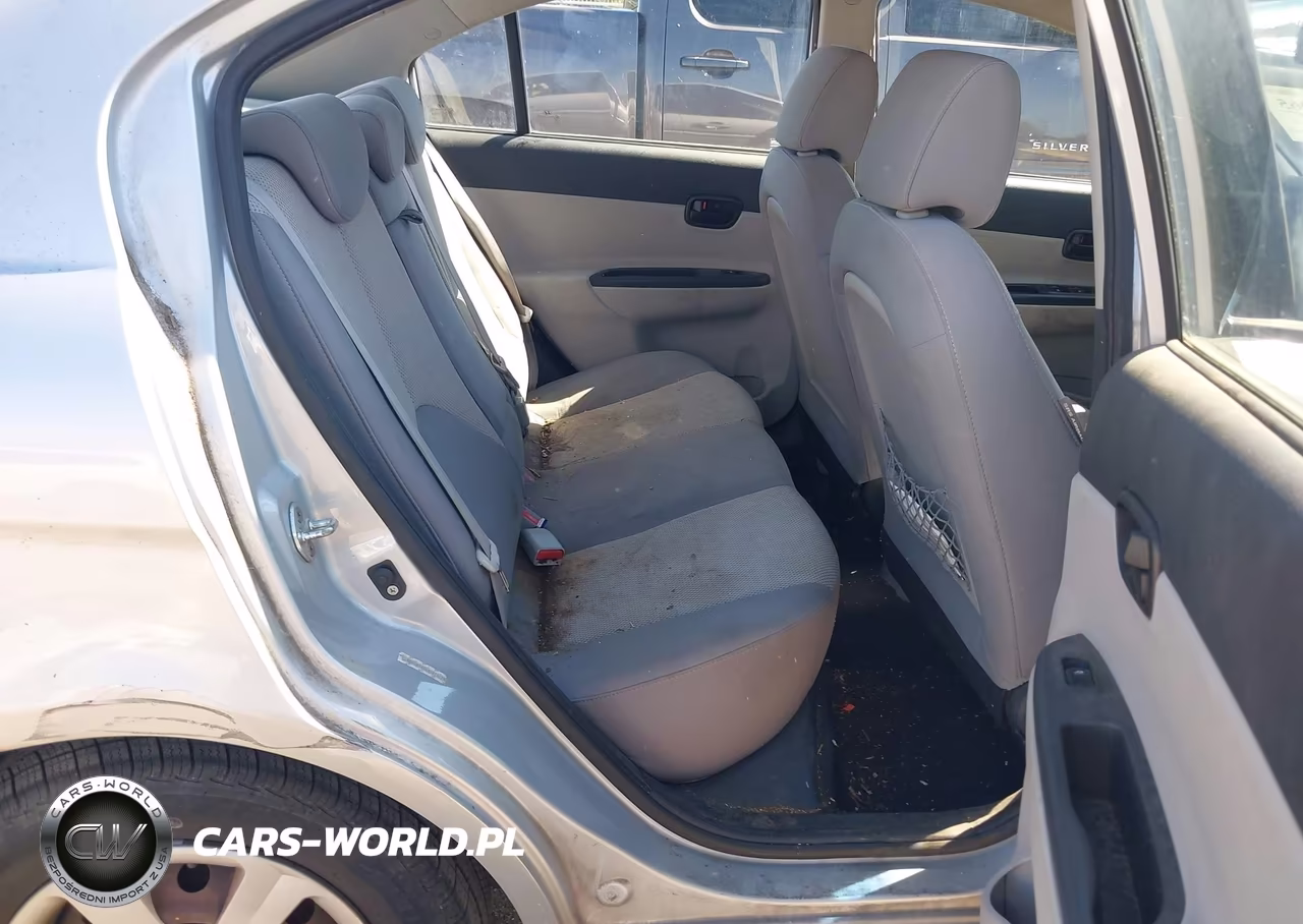 2010 Hyundai Accent Gls VIN:KMHCN4AC0AU474678 - 8
