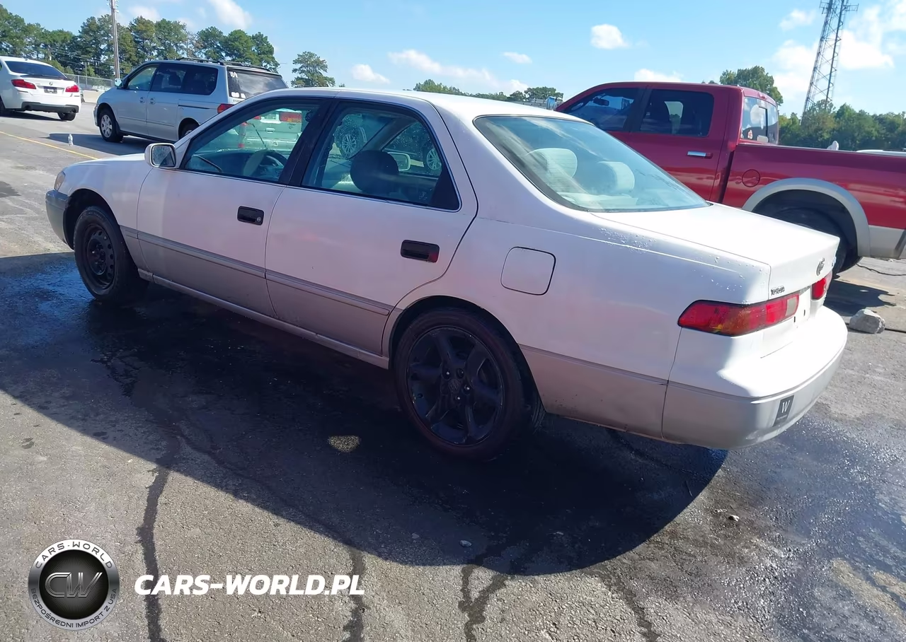 1997 Toyota Camry Le VIN:4T1BG22K9VU787444 - 3