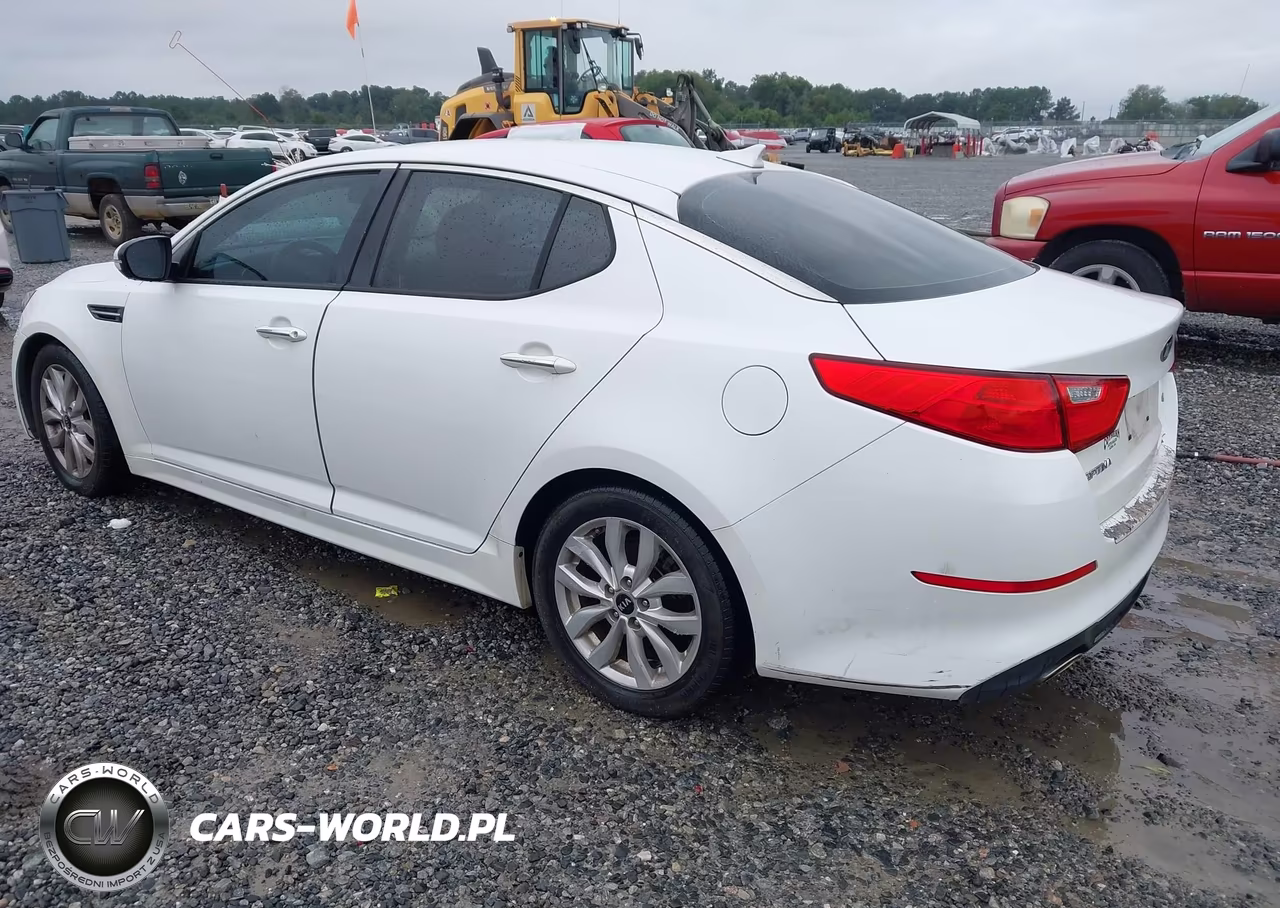 2015 Kia Optima Lx VIN:KNAGM4A7XF5615878 - 3