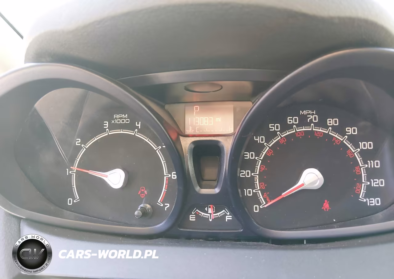 2013 Ford Fiesta S VIN:3FADP4AJ7DM213113 - 7