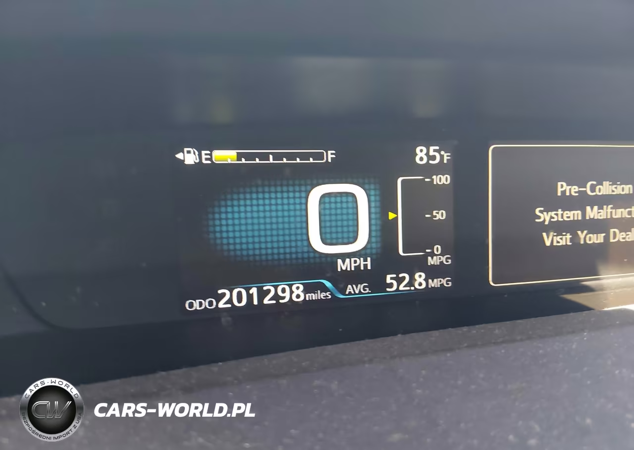 2016 Toyota Prius Four Touring VIN:JTDKARFU5G3024534 - 15