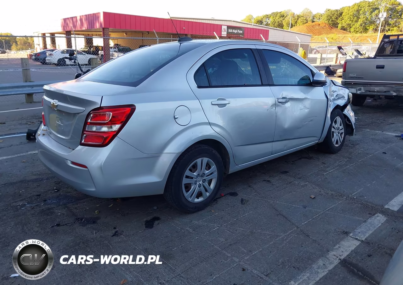 2017 Chevrolet Sonic Ls Auto VIN:1G1JB5SH2H4155984 - 4