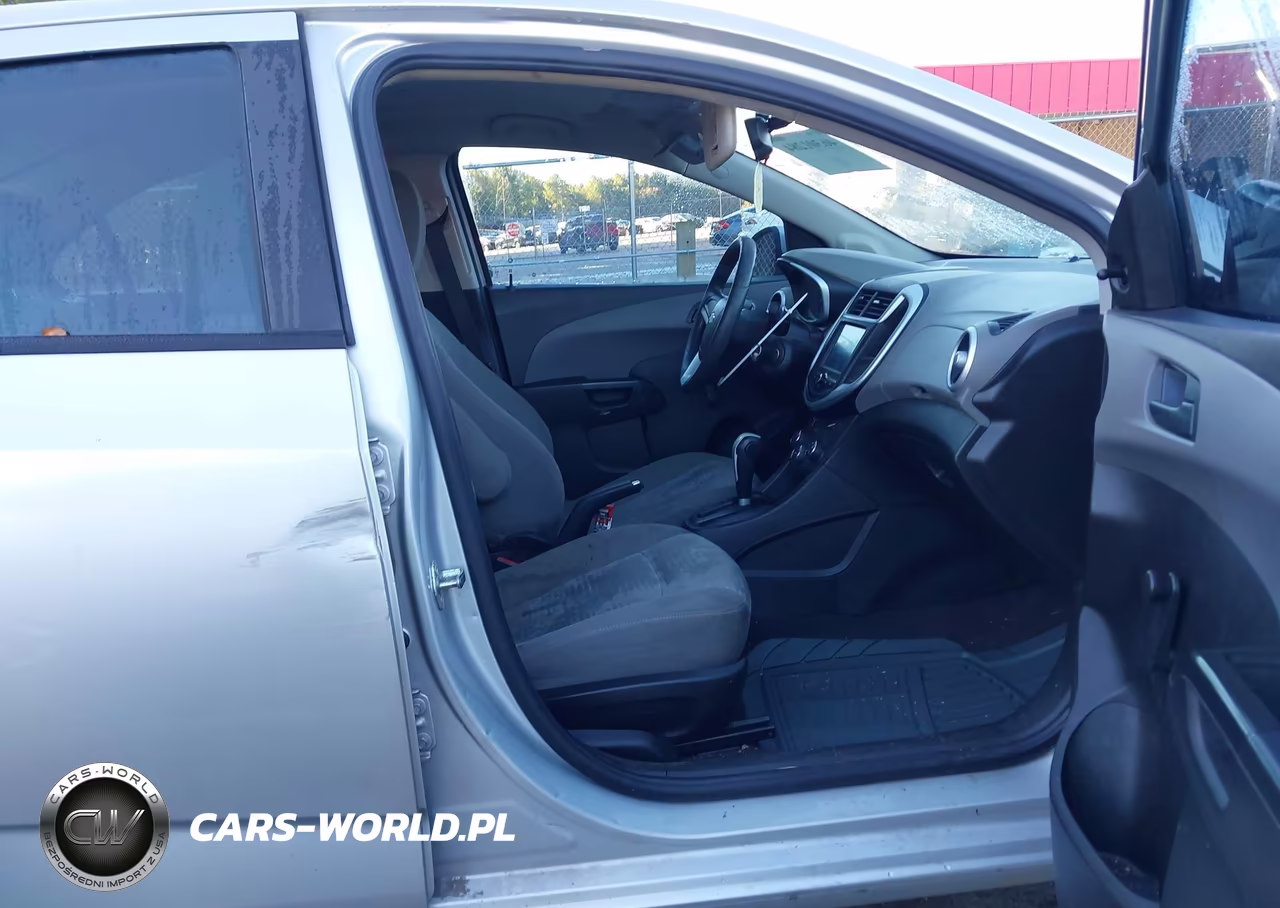 2017 Chevrolet Sonic Ls Auto VIN:1G1JB5SH2H4155984 - 5