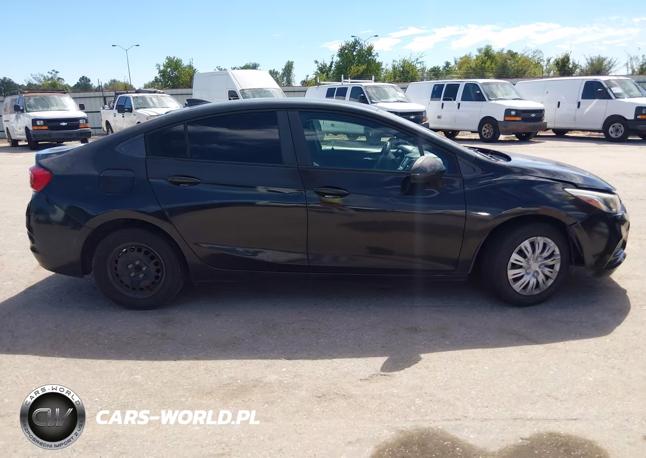 2018 Chevrolet Cruze Ls Auto VIN:1G1BC5SM6J7185170 - 13