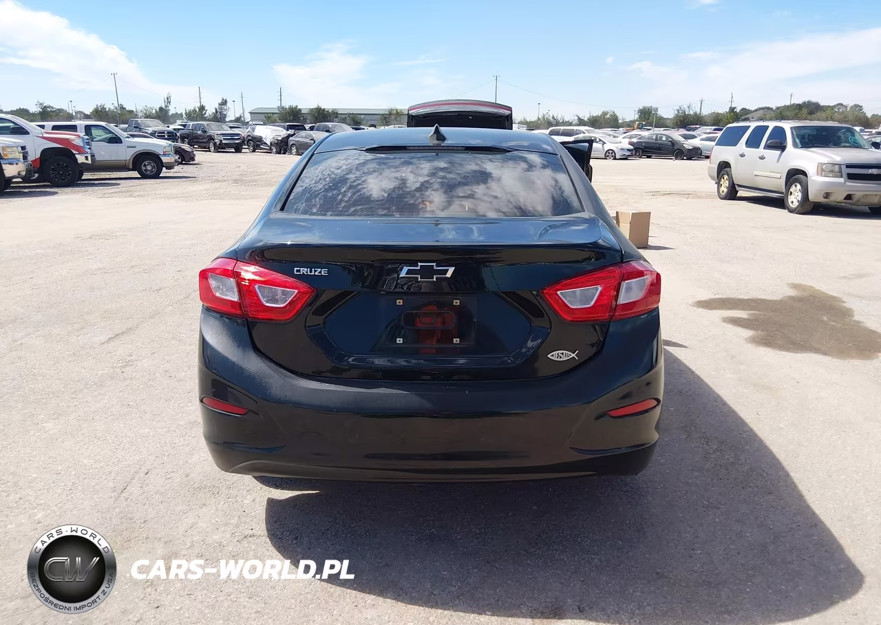 2018 Chevrolet Cruze Ls Auto VIN:1G1BC5SM6J7185170 - 16