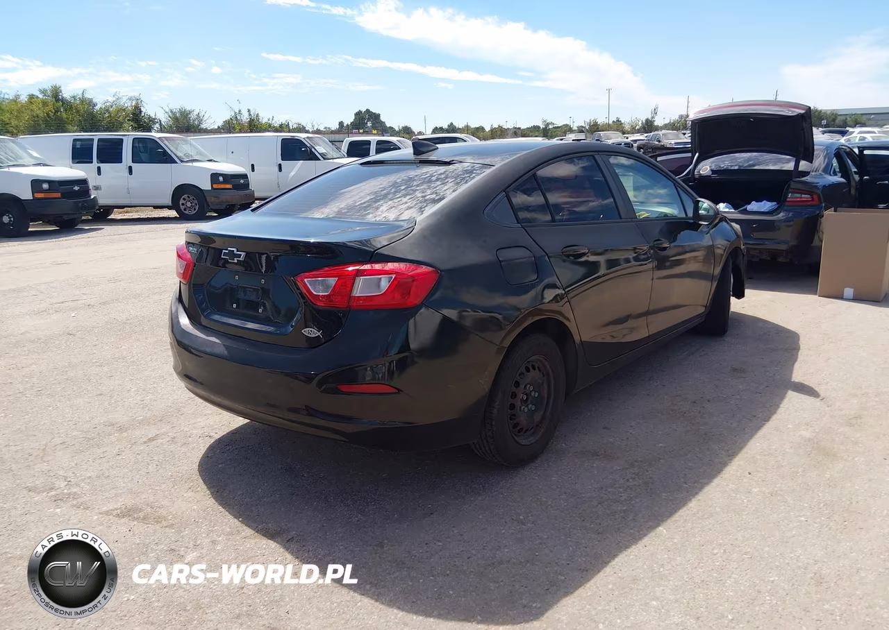 2018 Chevrolet Cruze Ls Auto VIN:1G1BC5SM6J7185170 - 4