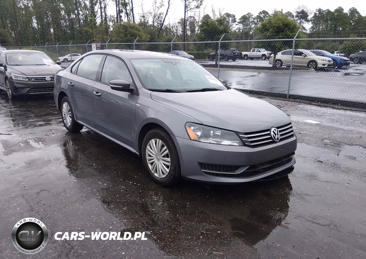 2014 Volkswagen Passat 1.8T Wolfsburg Edition