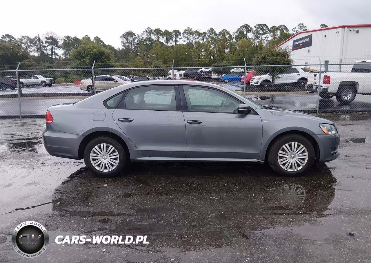 2014 Volkswagen Passat 1.8T Wolfsburg Edition VIN:1VWAT7A38EC065730 - 13