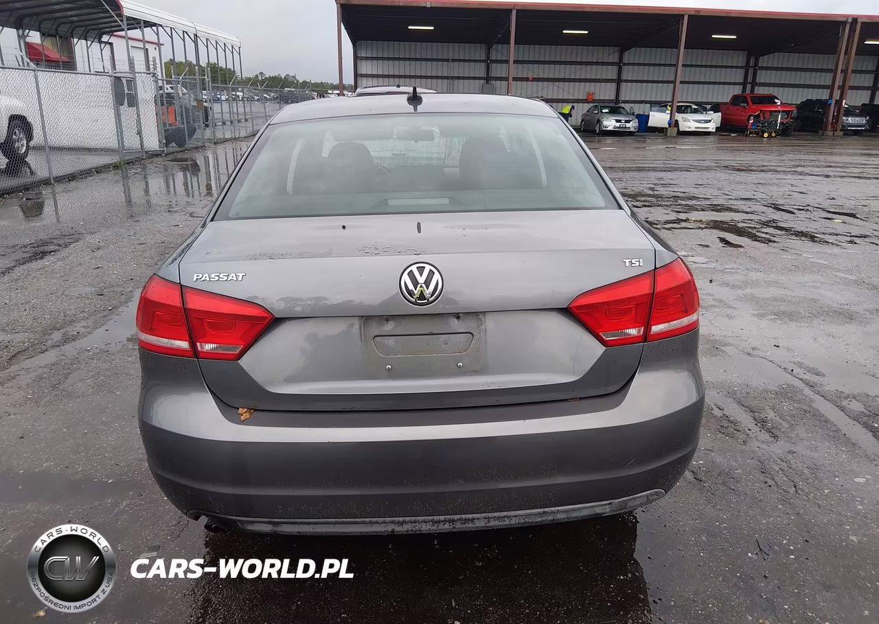 2014 Volkswagen Passat 1.8T Wolfsburg Edition VIN:1VWAT7A38EC065730 - 16