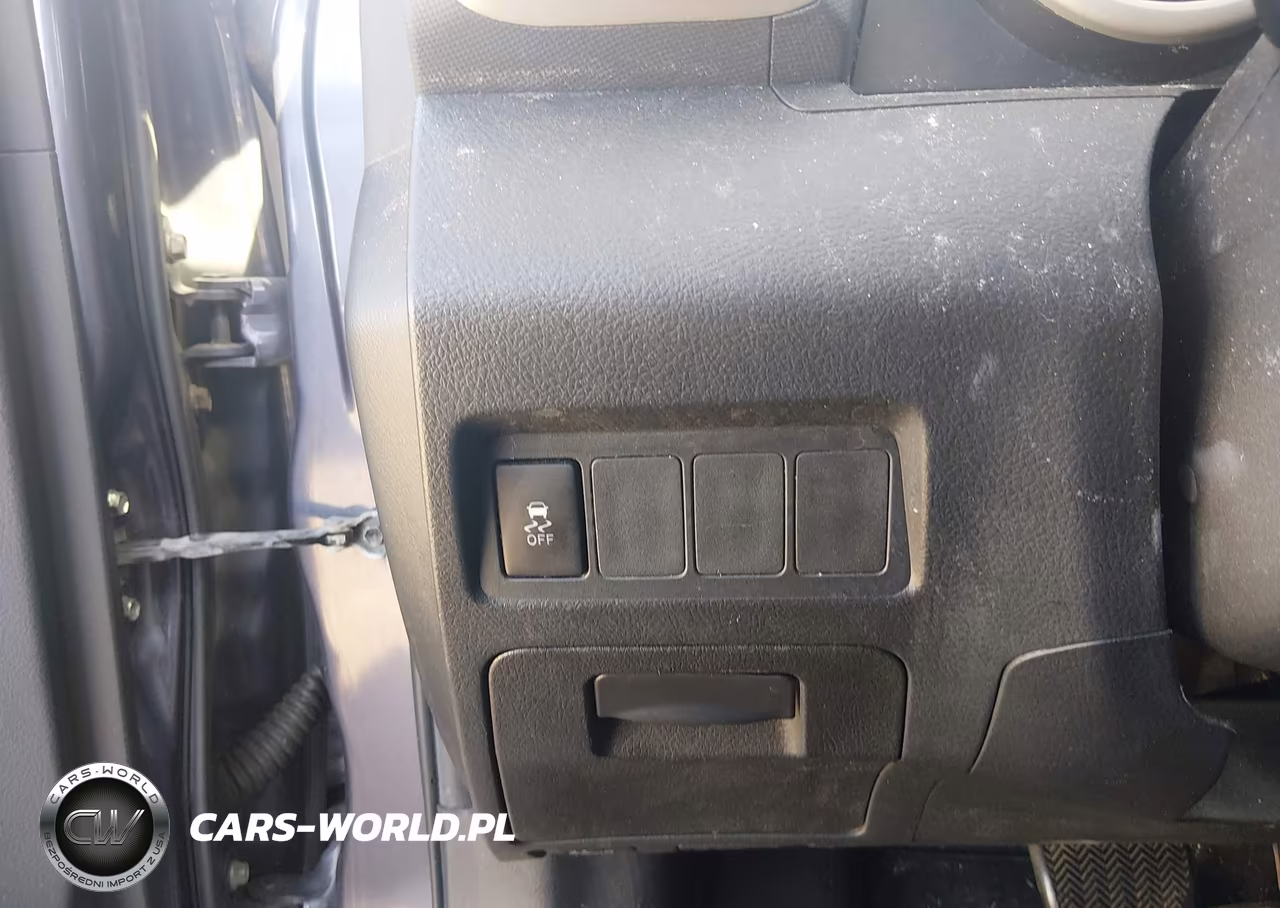 2010 Pontiac Vibe VIN:5Y2SP6E85AZ406942 - 13