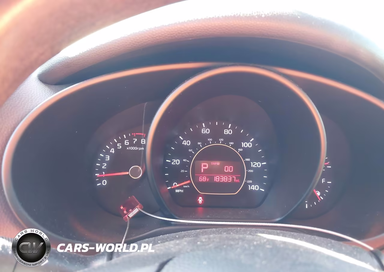 2015 Kia Soul VIN:KNDJN2A21F7225805 - 7