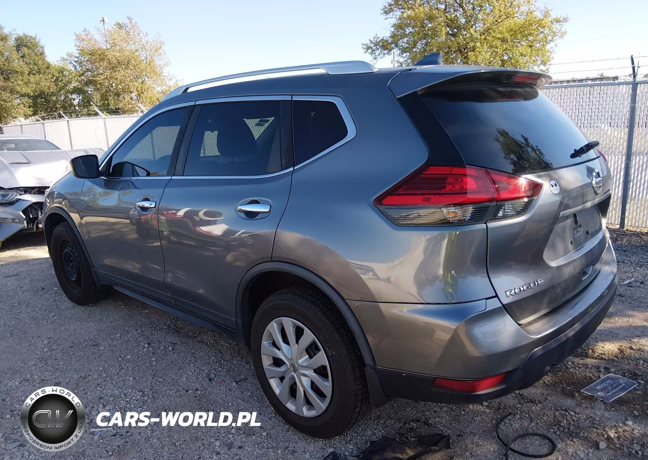 2017 Nissan Rogue S VIN:KNMAT2MV1HP542644 - 3