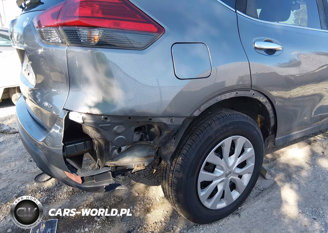 2017 Nissan Rogue S VIN:KNMAT2MV1HP542644 - 6