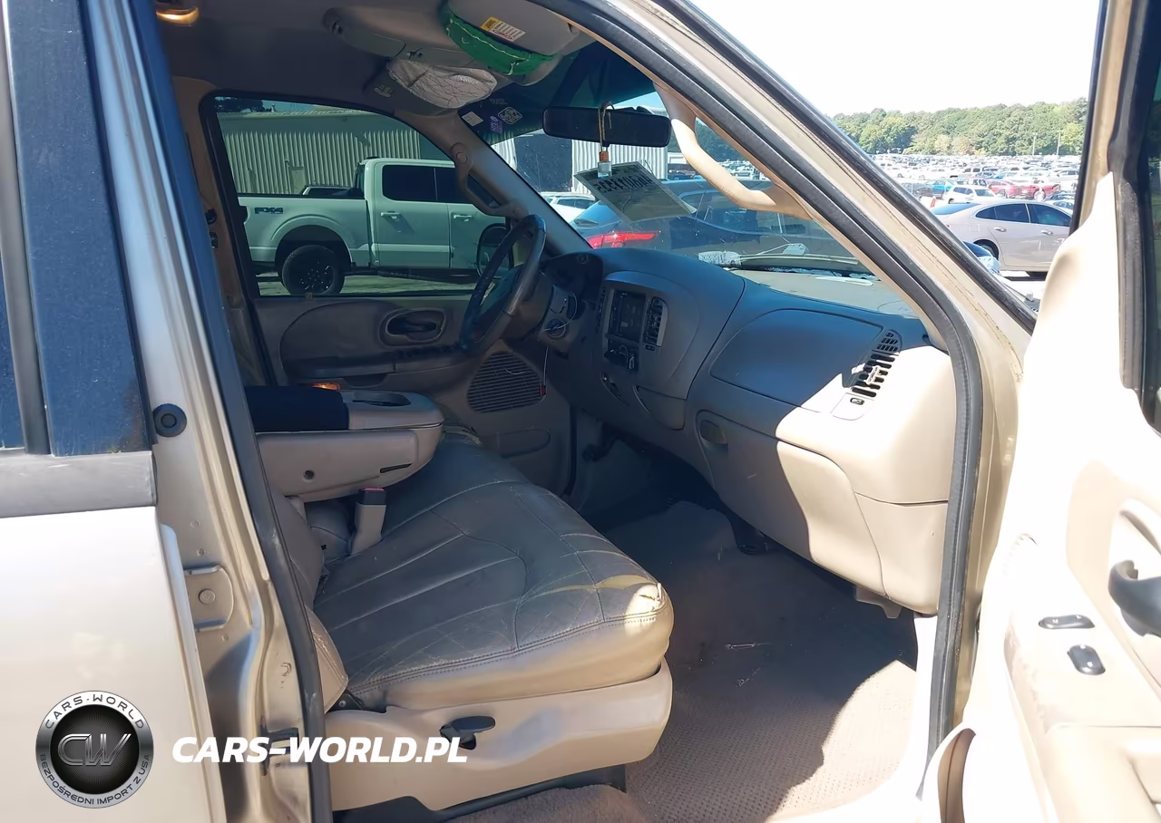 2001 Ford F-150 Harley-Davidson Edition-King Ranch Edition-Lariat-Xlt VIN:1FTRW07L41KD65681 - 5