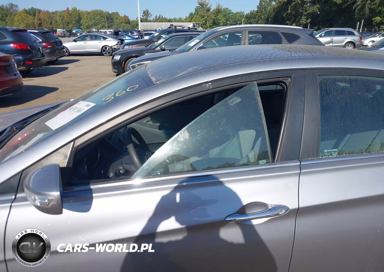2014 Hyundai Sonata Hybrid VIN:KMHEC4A46EA114622 - 6