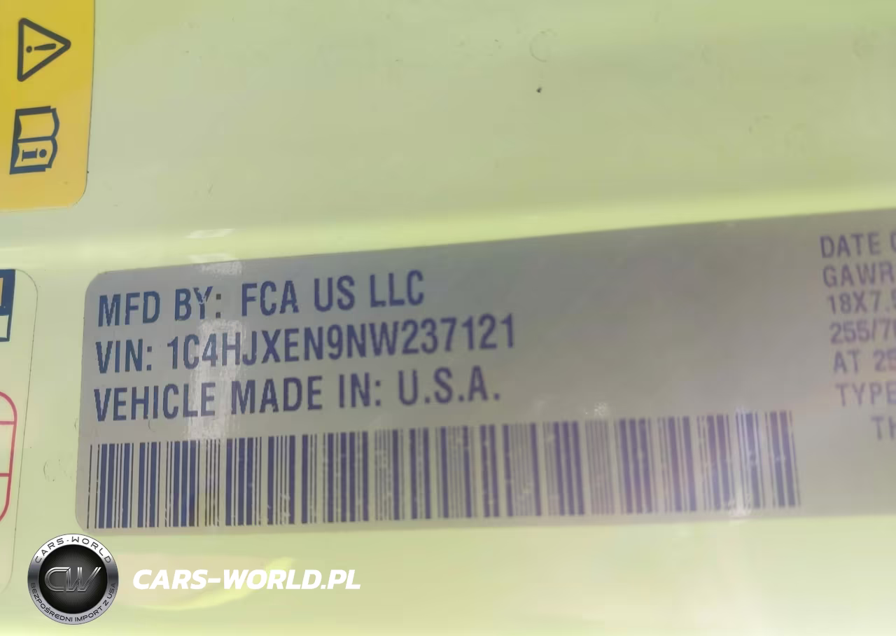 2022 Jeep Wrangler Unlimited Sahara Altitude 4X4 VIN:1C4HJXEN9NW237121 - 9