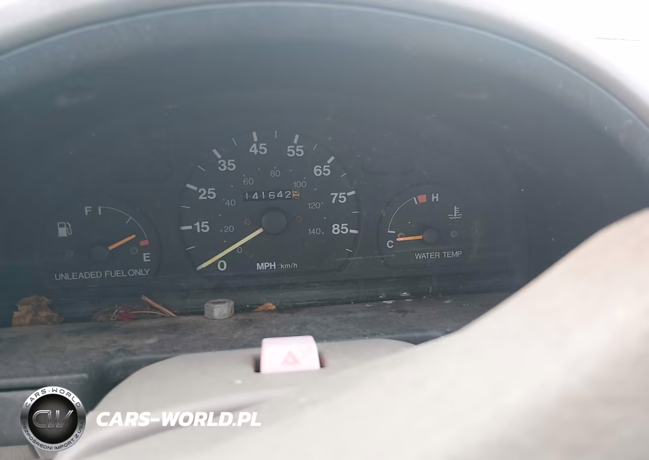 1994 Geo Metro VIN:2C1MR646XR6709951 - 7