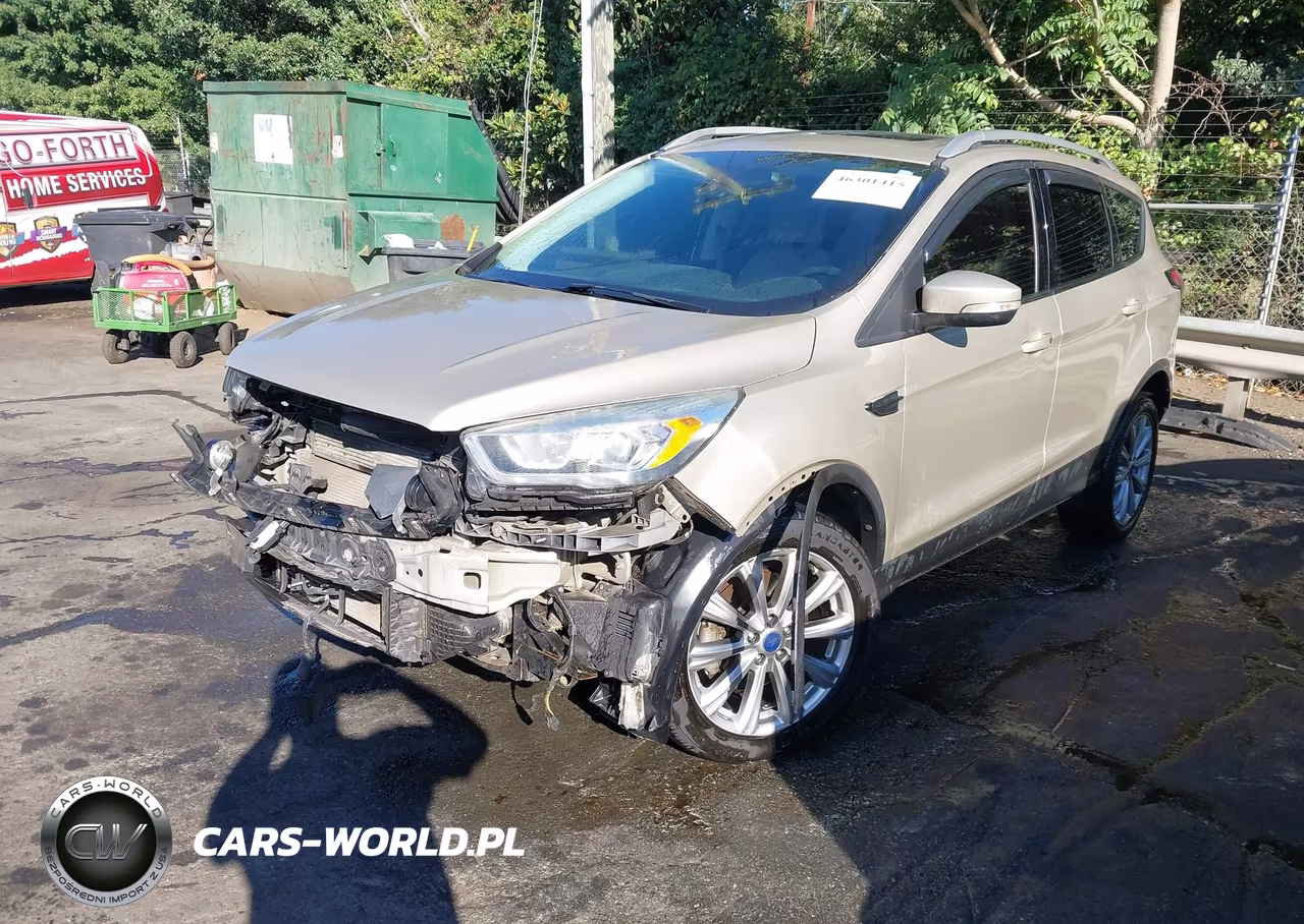 2017 Ford Escape Titanium VIN:1FMCU9J9XHUC94140 - 2