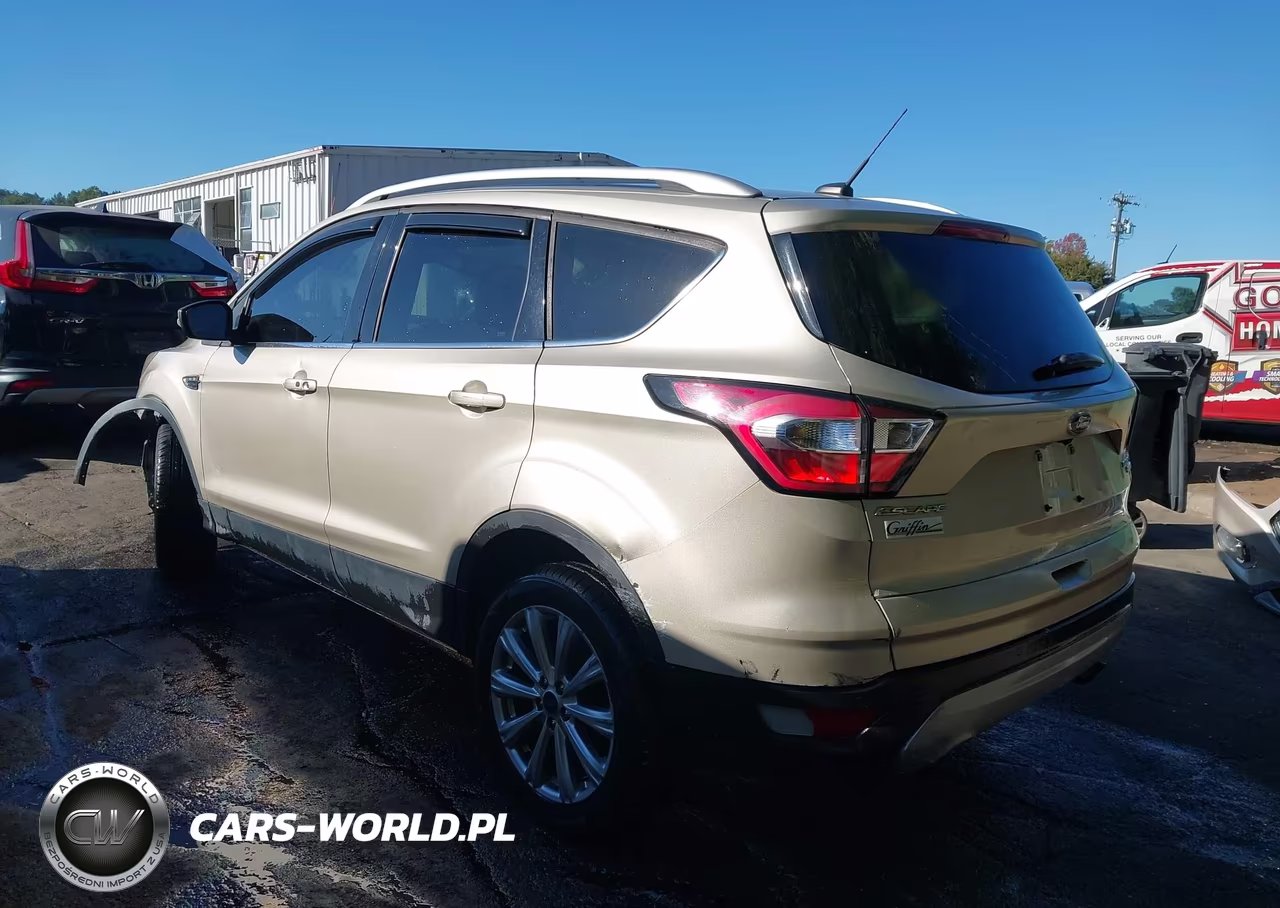 2017 Ford Escape Titanium VIN:1FMCU9J9XHUC94140 - 3