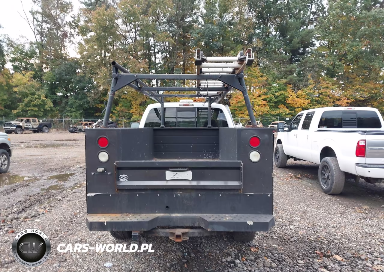 2008 Ford F-350 Xlt VIN:1FTWF31RX8EC48584 - 16