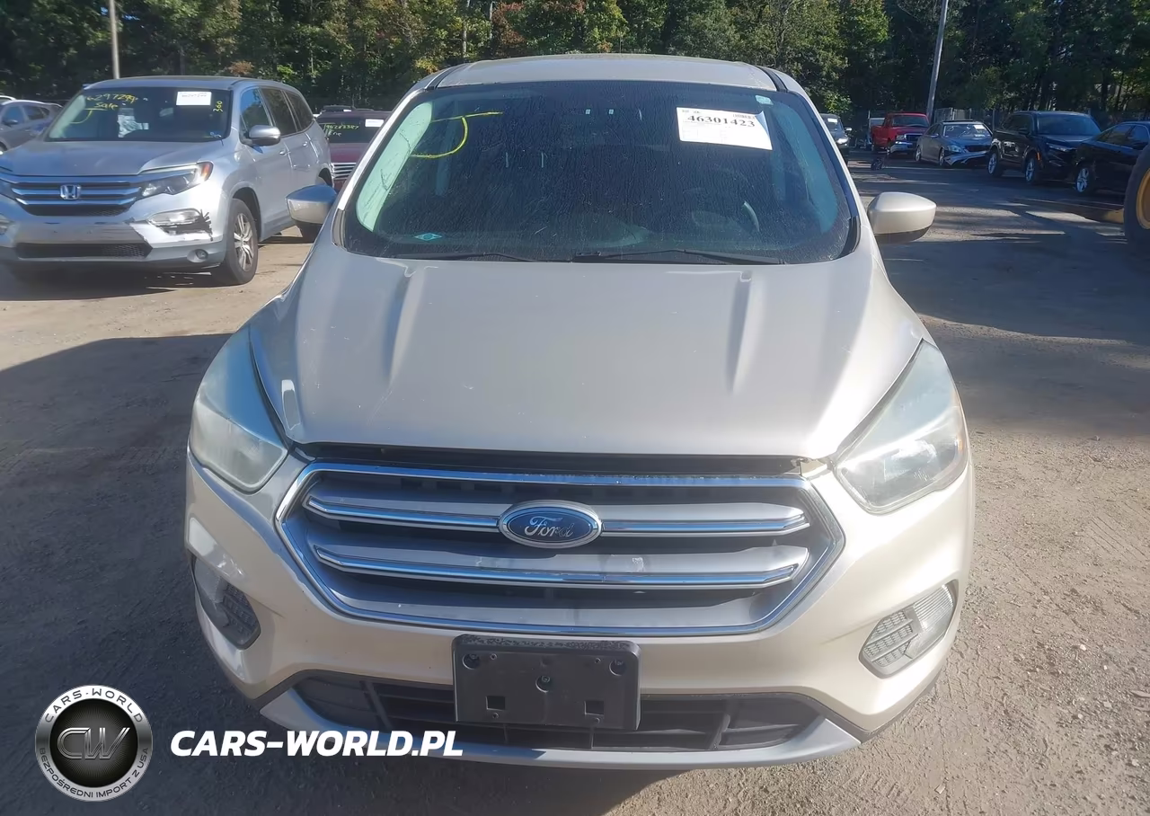 2017 Ford Escape Se VIN:1FMCU0GD0HUC41843 - 6